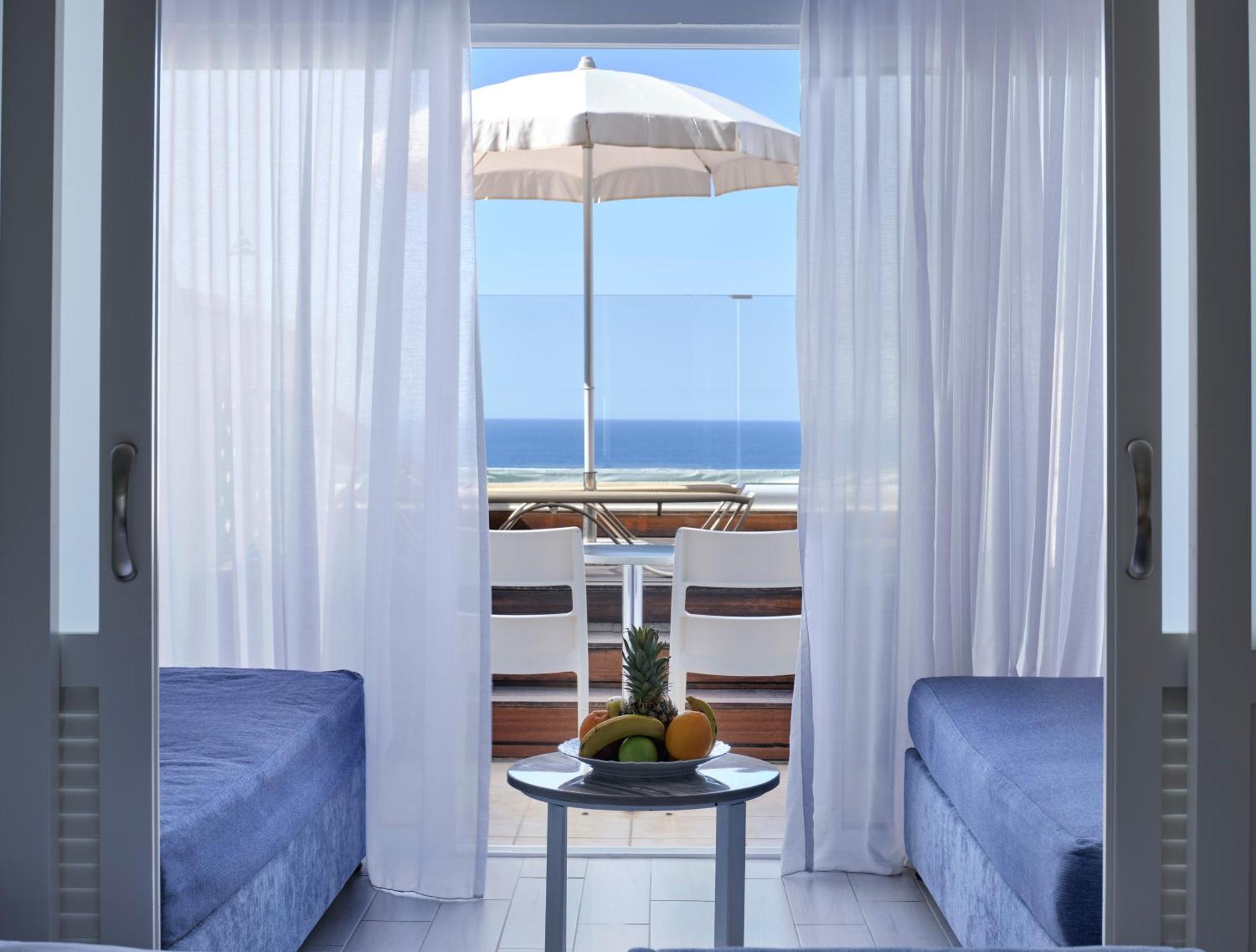 Camera Familiare Superior Vista Mare